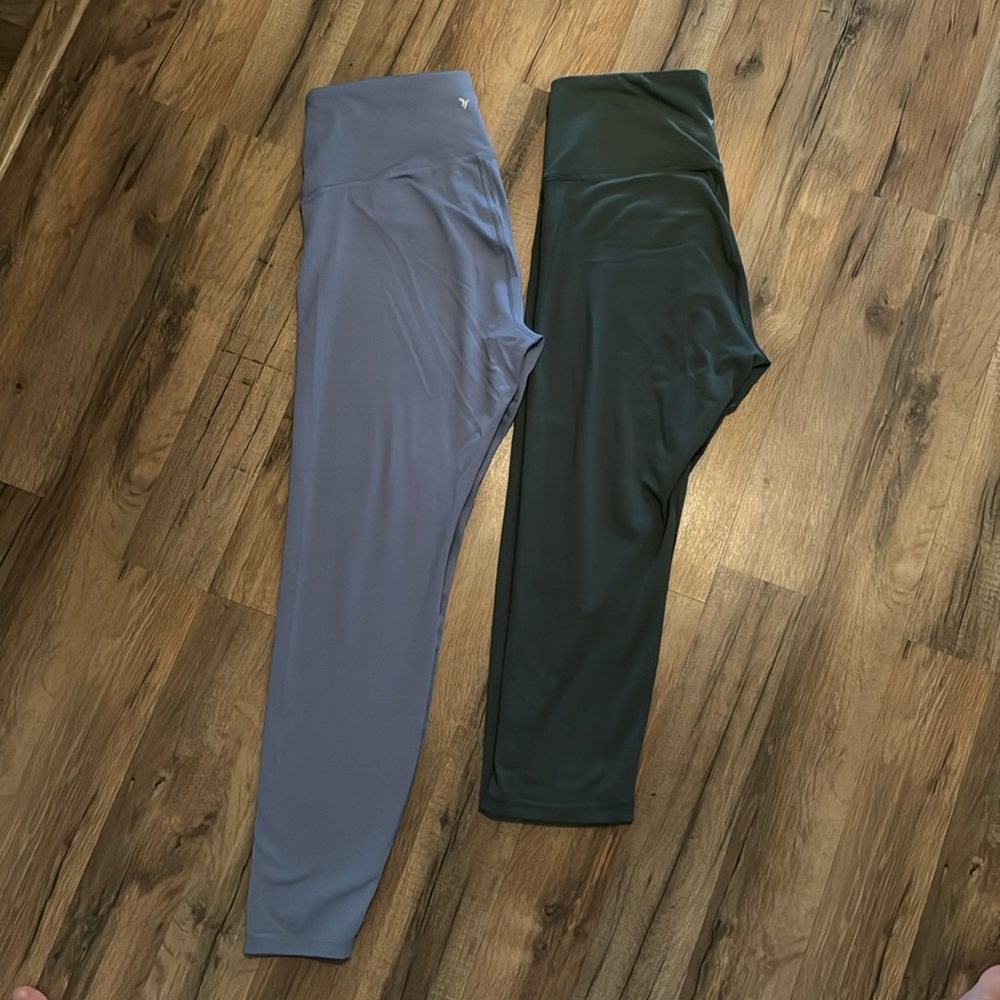 2 for 1 Large Old Navy Activewear Leggings